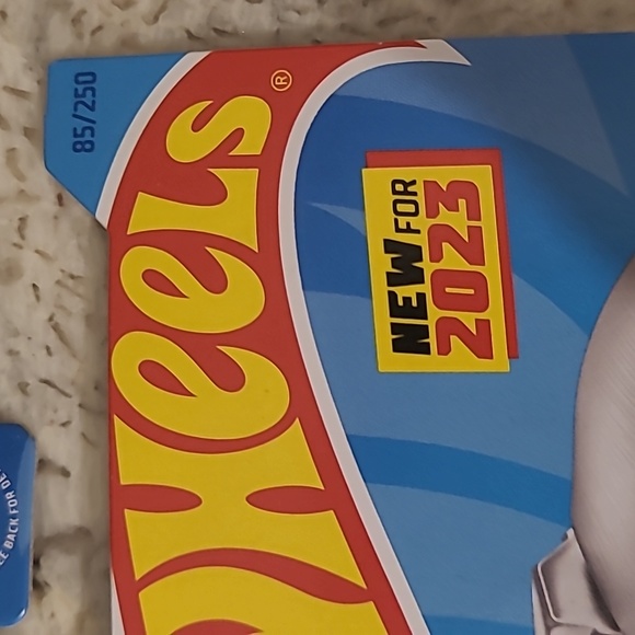 New Hot Wheels Braille Racer - Twin Mill - Picture 3 of 6